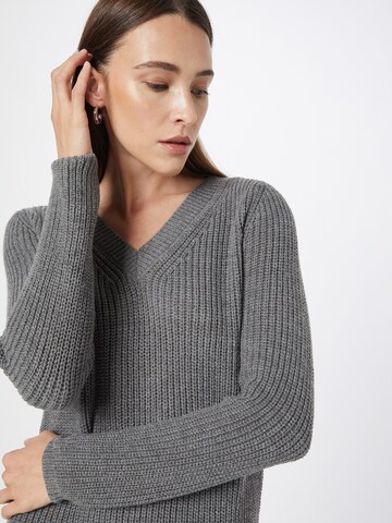 ONLY Knitted dress 'Melton' in Grey