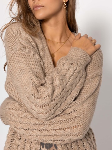 SASSYCLASSY Oversizestrickjacke‌‌‌‌ in Beige