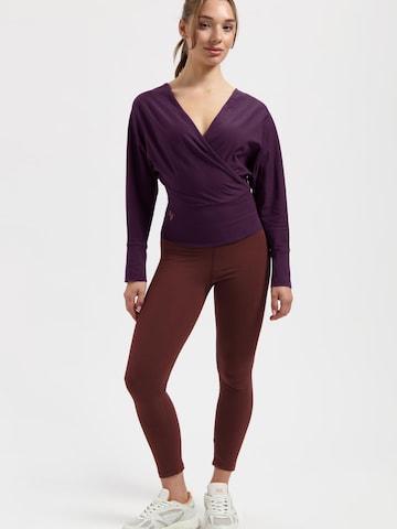 Urban Goddess Yoga & Activewear Sporttop 'Ala Yoga' in Lila