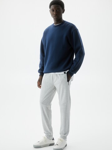 Pull&Bear Tapered Broek in Grijs