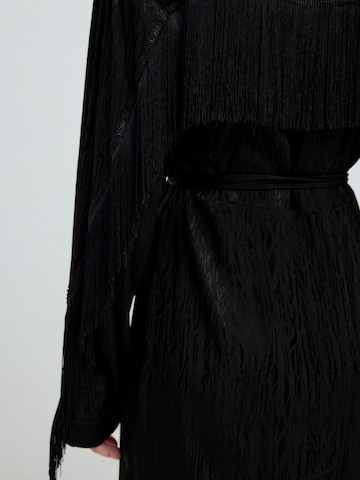 EDITED - Vestido 'Berat' em preto