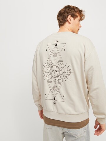 JACK & JONES - Sudadera 'JJJACKIE MYSTIC' en beige