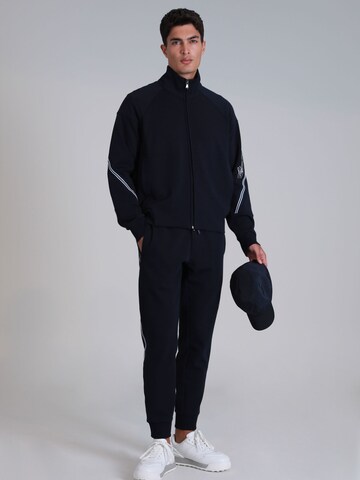 Lufian Regular Jogginghose ROADER in Blau
