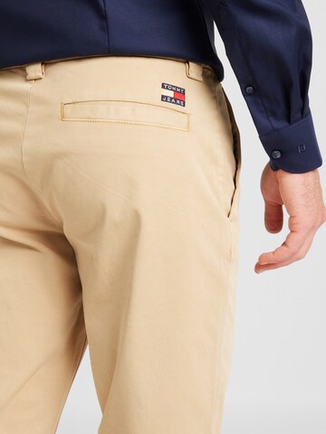 Tommy Jeans - regular Pantalón chino en beige