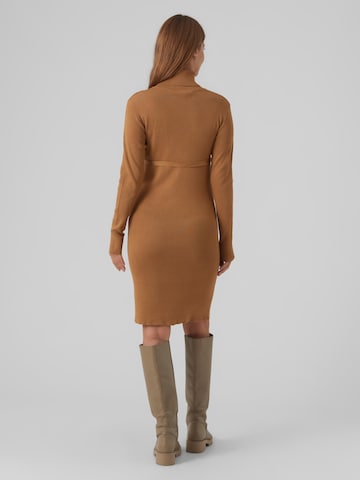 MAMALICIOUS Knitted dress 'Jacina' in Brown