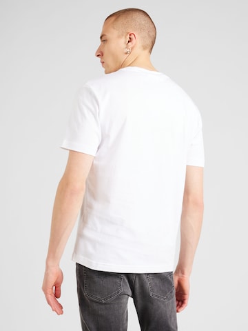 T-Shirt Calvin Klein en blanc