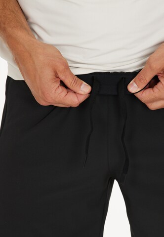 Virtus Regular Outdoor Pants 'Colin' in Black