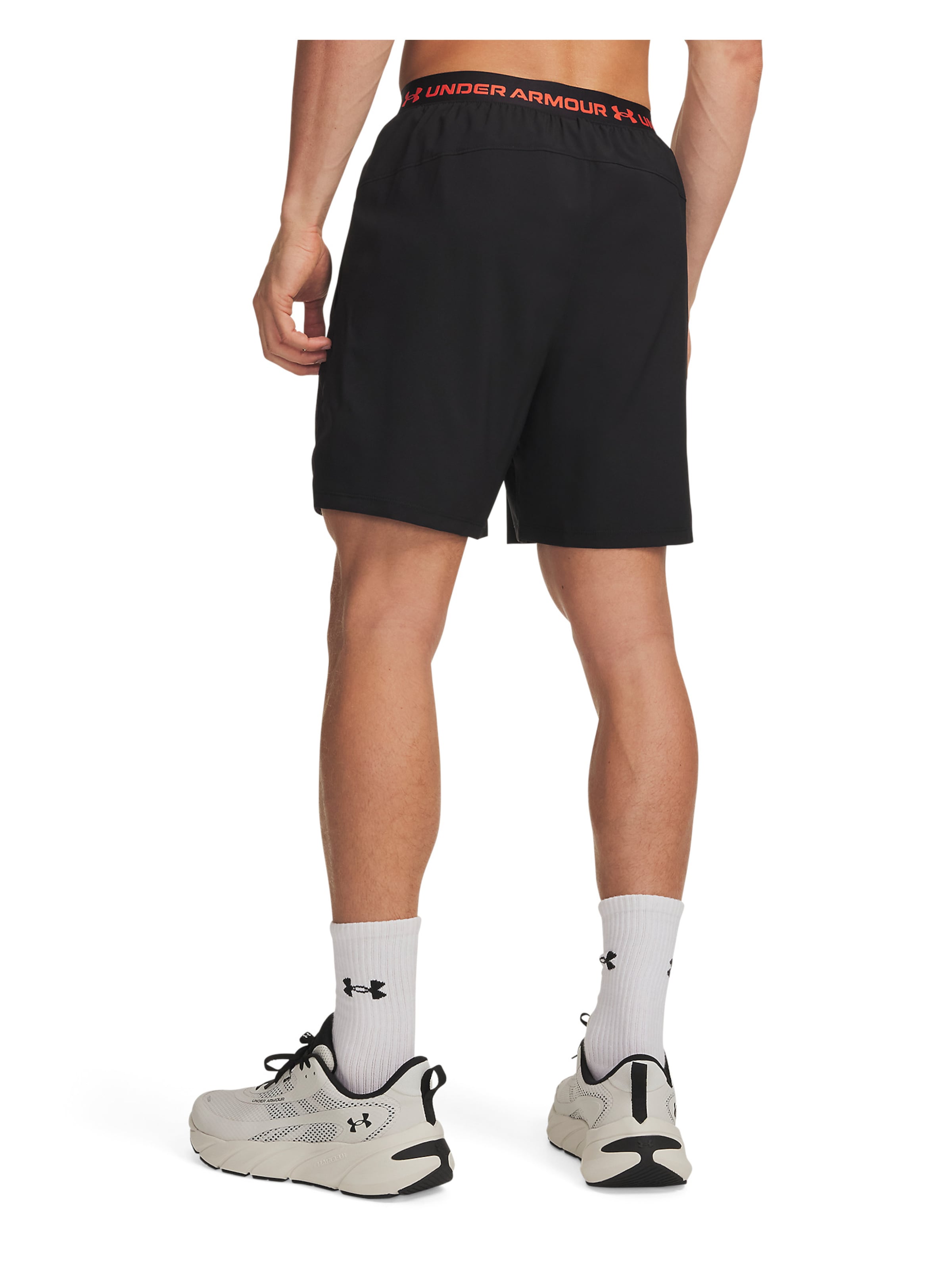 UNDER ARMOUR Regular Sportbroek in Zwart