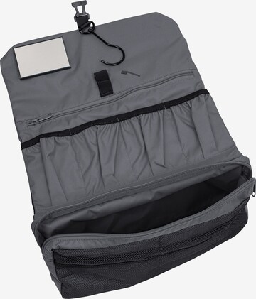 VAUDE Toiletry Bag 'WegaWrap' in Black