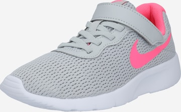 Nike Sportswear Sneaker in Grau: predná strana