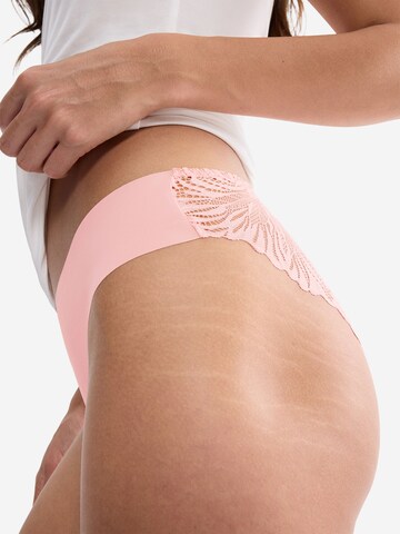 TRIUMPH Tai-Slip ' Red Label Pretty Micro ' in Pink