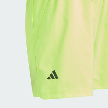 ADIDAS PERFORMANCE Regular Sportshorts 'Club Tennis' in Grün