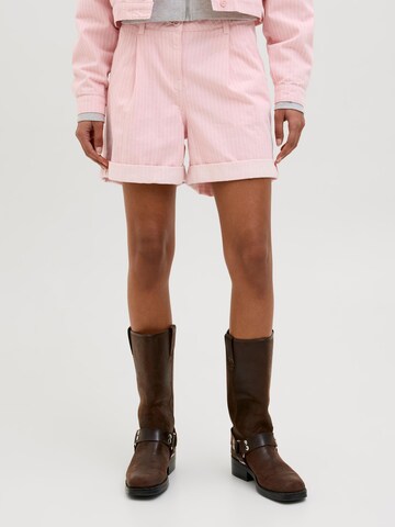 JJXX Loose fit Pleat-front trousers 'Maddy' in Pink: front