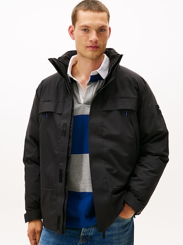 TOMMY HILFIGER Kurtka zimowa w kolorze czarny: przód