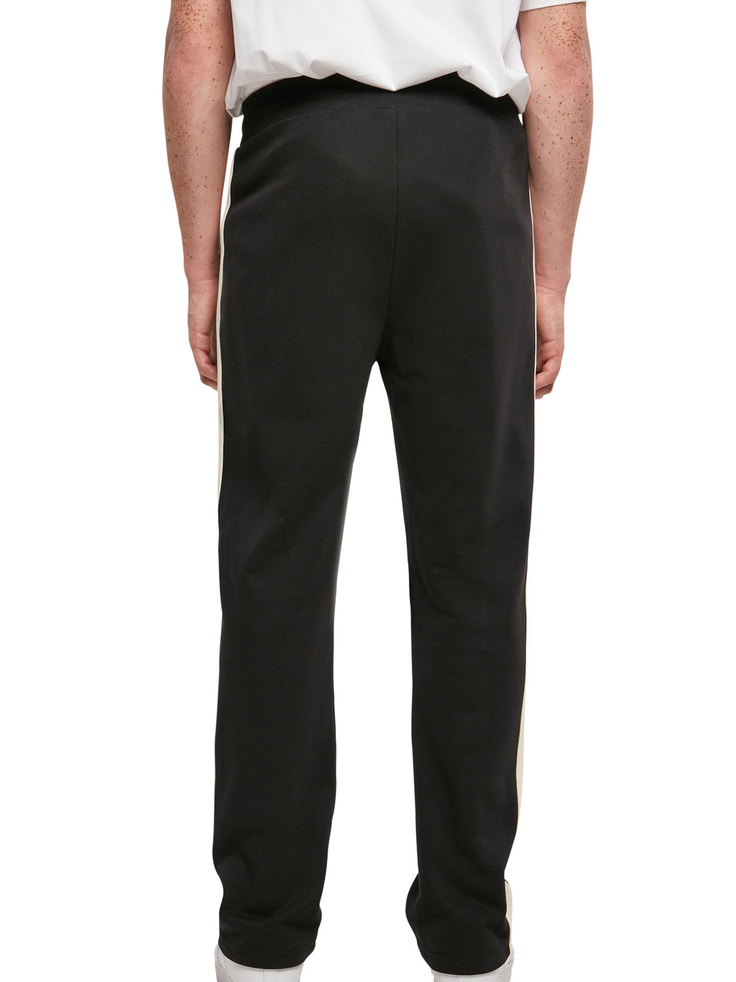 Urban Classics Štandardný strih Nohavice - Čierna