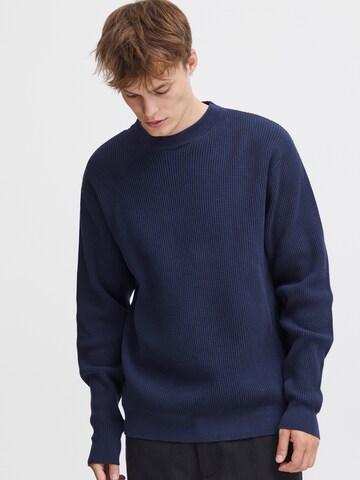 !Solid Sweater 'Hami' in Blue: front