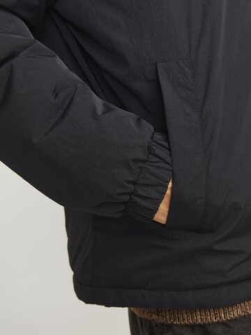Veste mi-saison JACK & JONES en noir