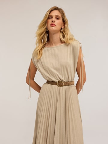 MOTIVI Jurk in Beige