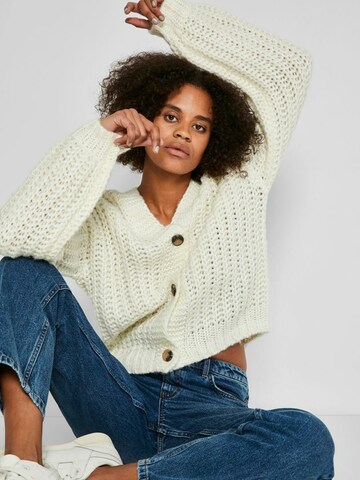 Noisy may Knit Cardigan in White