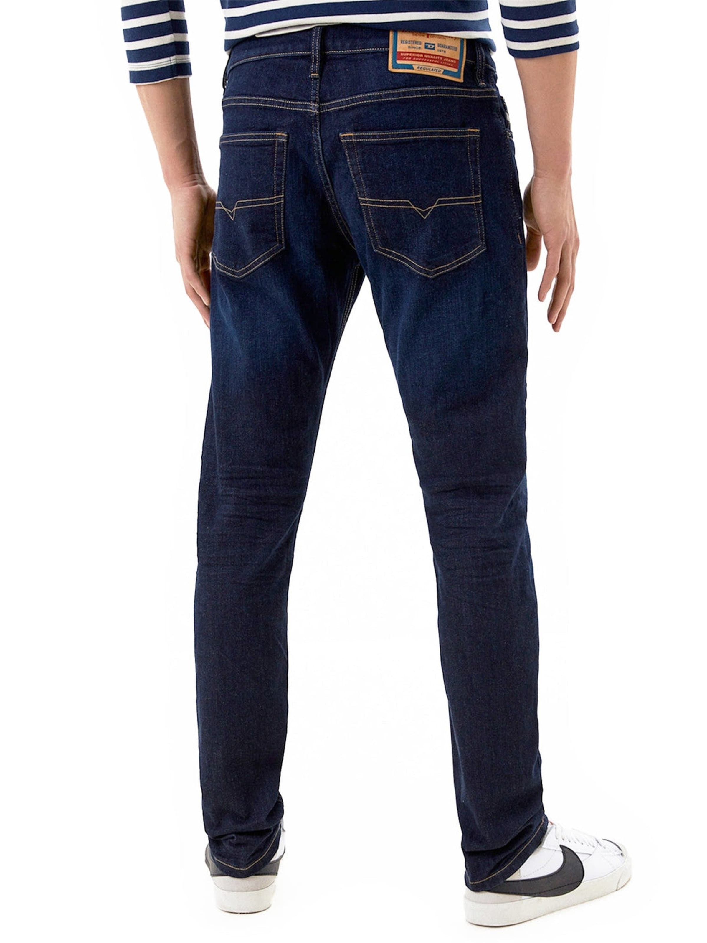 DIESEL Slimfit Jeans 'D-LUSTER'‌‌‌‌‌ in Blau