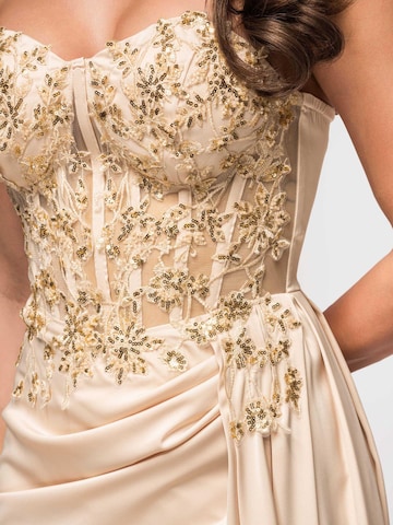 Ombre Evening dress in Beige