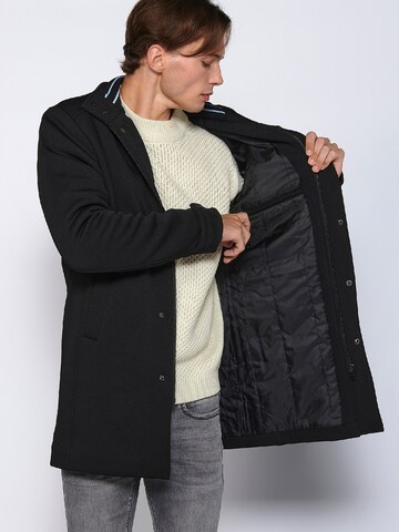 KOROSHI Between-Seasons Coat in Black