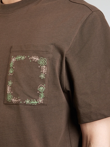 T-Shirt UNITED COLORS OF BENETTON en marron