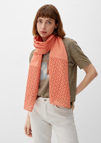 s.Oliver Scarf in Orange: front