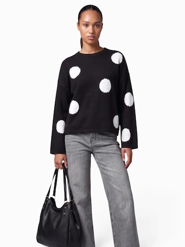 ABOUT YOU Pullover 'Laura' in Schwarz: Vorderseite