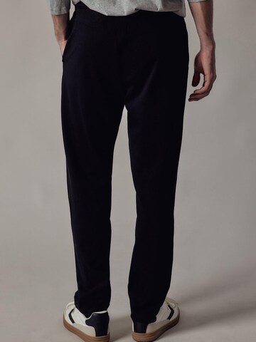 regular Pantaloni 'Joggers in Interlock' di OWN Off With Nature in nero