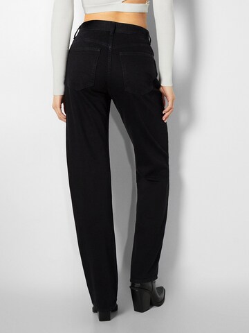 Bershka Regular Jeans in Schwarz