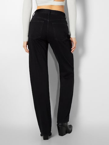 Bershka Regular Jeans in Zwart