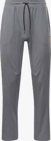 Reebok Обычный Спортивные штаны в Серый: спереди