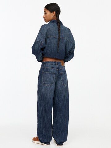 Pull&Bear Loosefit Jeans i blå