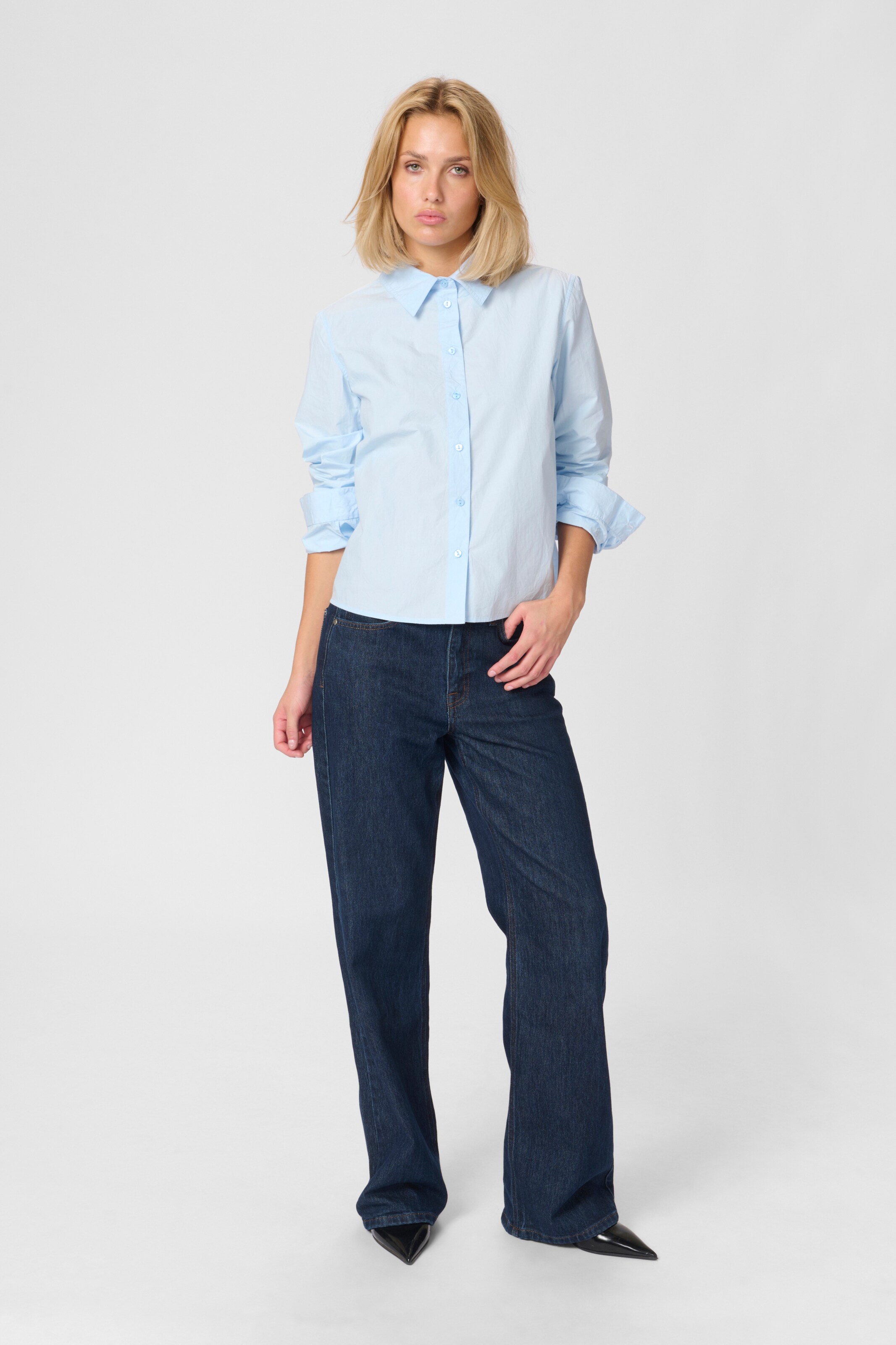 My Essential Wardrobe Blouse in Blue
