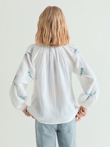 Scalpers Regular Fit Pusero ' ' värissä valkoinen