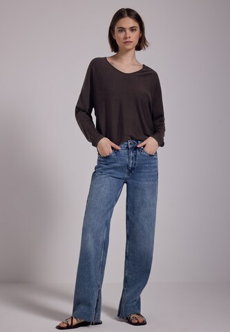 Street One Studio V-Neck Pullover in Braun