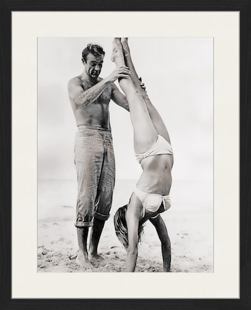 Jacob Baden Bild ' Sean Connery & Ursula Andress ' in Schwarz: Vorderseite