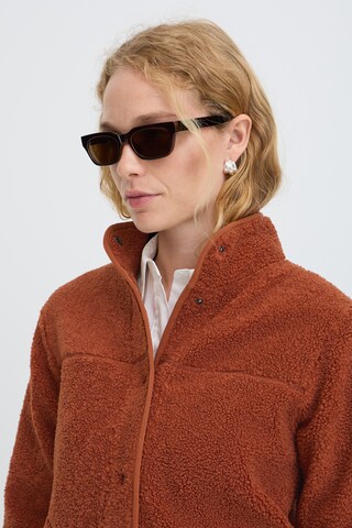 b.young - Chaqueta polar 'ANTINO' en rojo