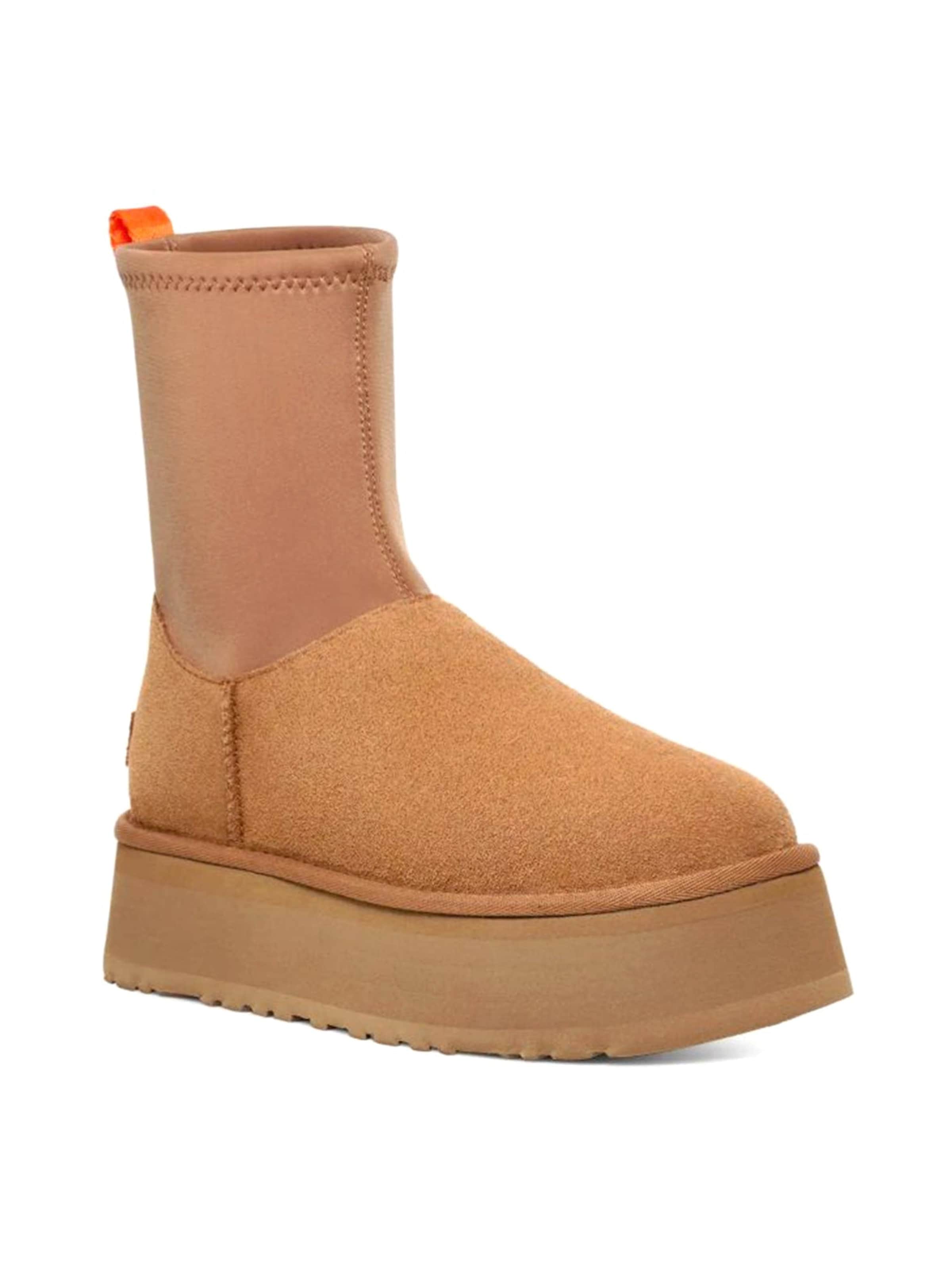 UGG Boots '® W CLASSIC DIPPER CHESTNUT' in Brown