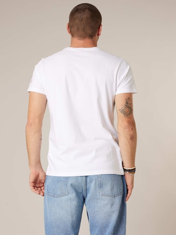 T-Shirt 'Icecold' Deeluxe en blanc