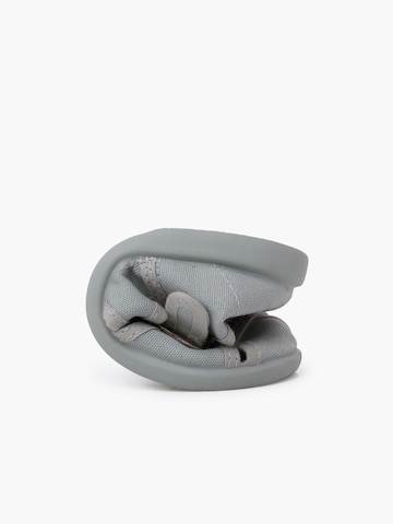 Pisamonas First-step shoe in Grey