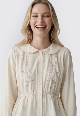 Usha - Blusa em bege
