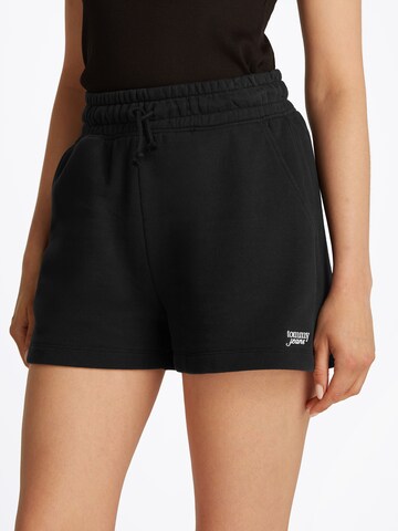 Loosefit Pantaloni di Tommy Jeans in nero: frontale