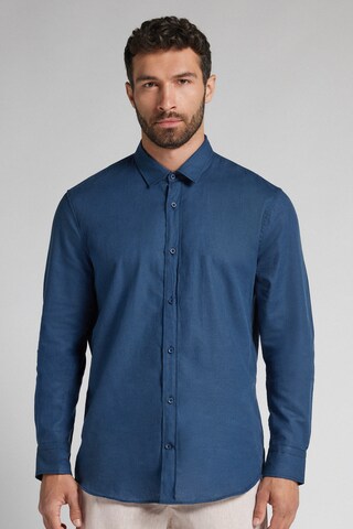 INTIMISSIMI Regular Fit Hemd in Blau: Vorderseite