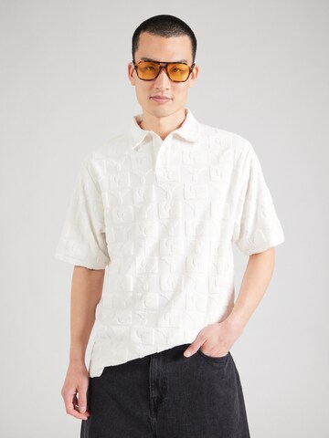 Maglietta di Carlo Colucci in bianco: frontale