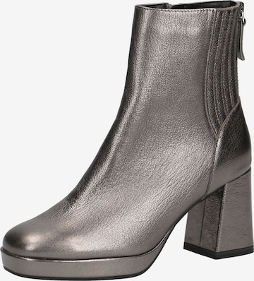 CAPRICE Ankle Boots in Silver: front