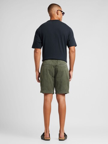 Abercrombie & Fitch - regular Pantalón 'APAC COURT' en verde