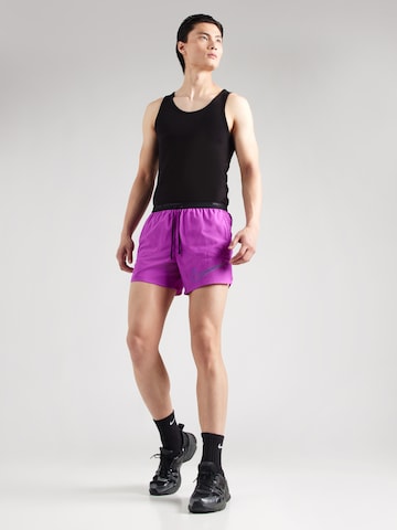 regular Pantaloni sportivi 'ENERGY' di NIKE in lilla
