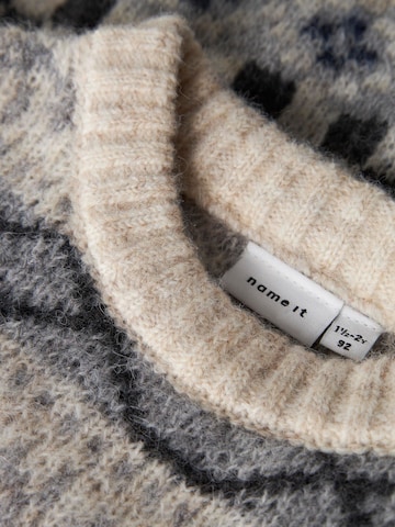 NAME IT Neulepaita 'NMMODDUR' värissä beige
